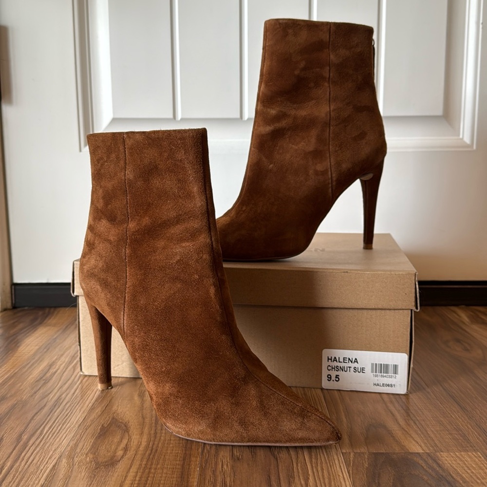 Steve Madden Helena Boots Chestnut Suede 9.5